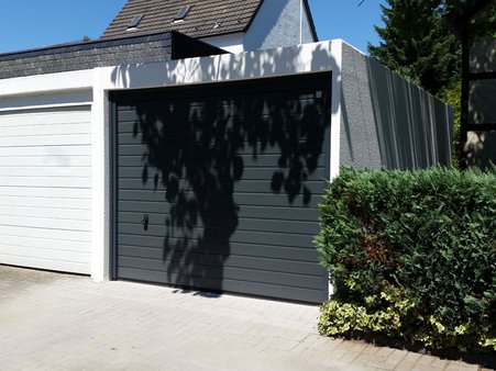 Carports und Fertiggaragen