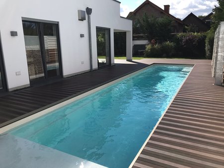 Privatgarten mit Pool 