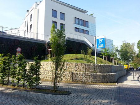 Gewerbliche und kommunale Außenanlagen